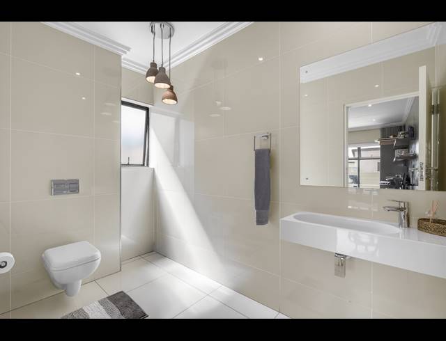 3 BEDROOM HOUSE FOR SALE IN BRYANSTON